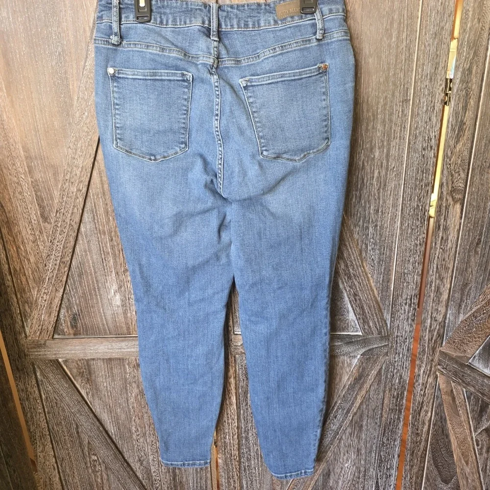 Judy Blue Jeans Women's Size 16 W Medium Wash Skinny Fit Stretch 28